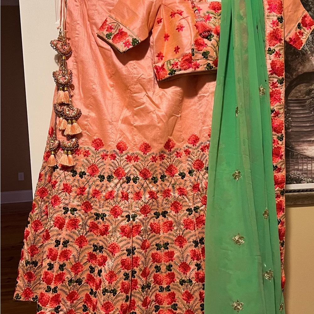 Beautiful lehanga , blouse and scarf in time for GARBA